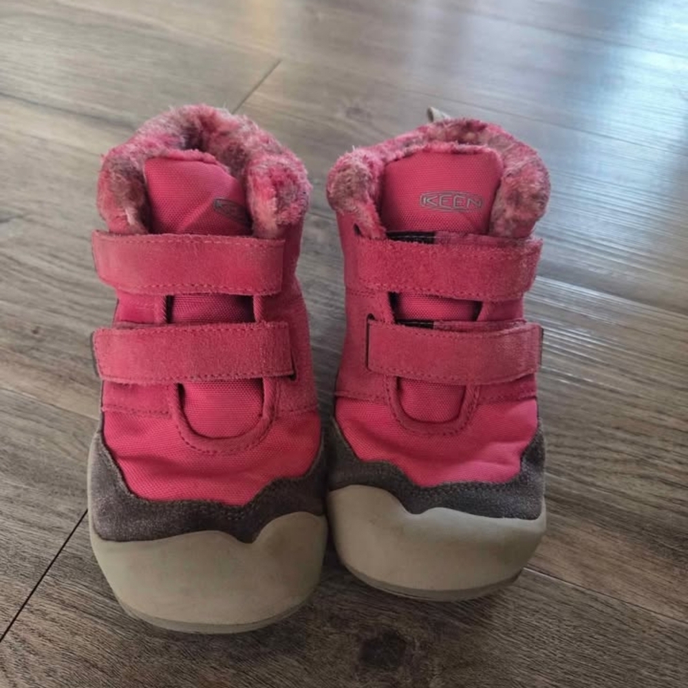 Keen Kids Pink Waterproof Chukka